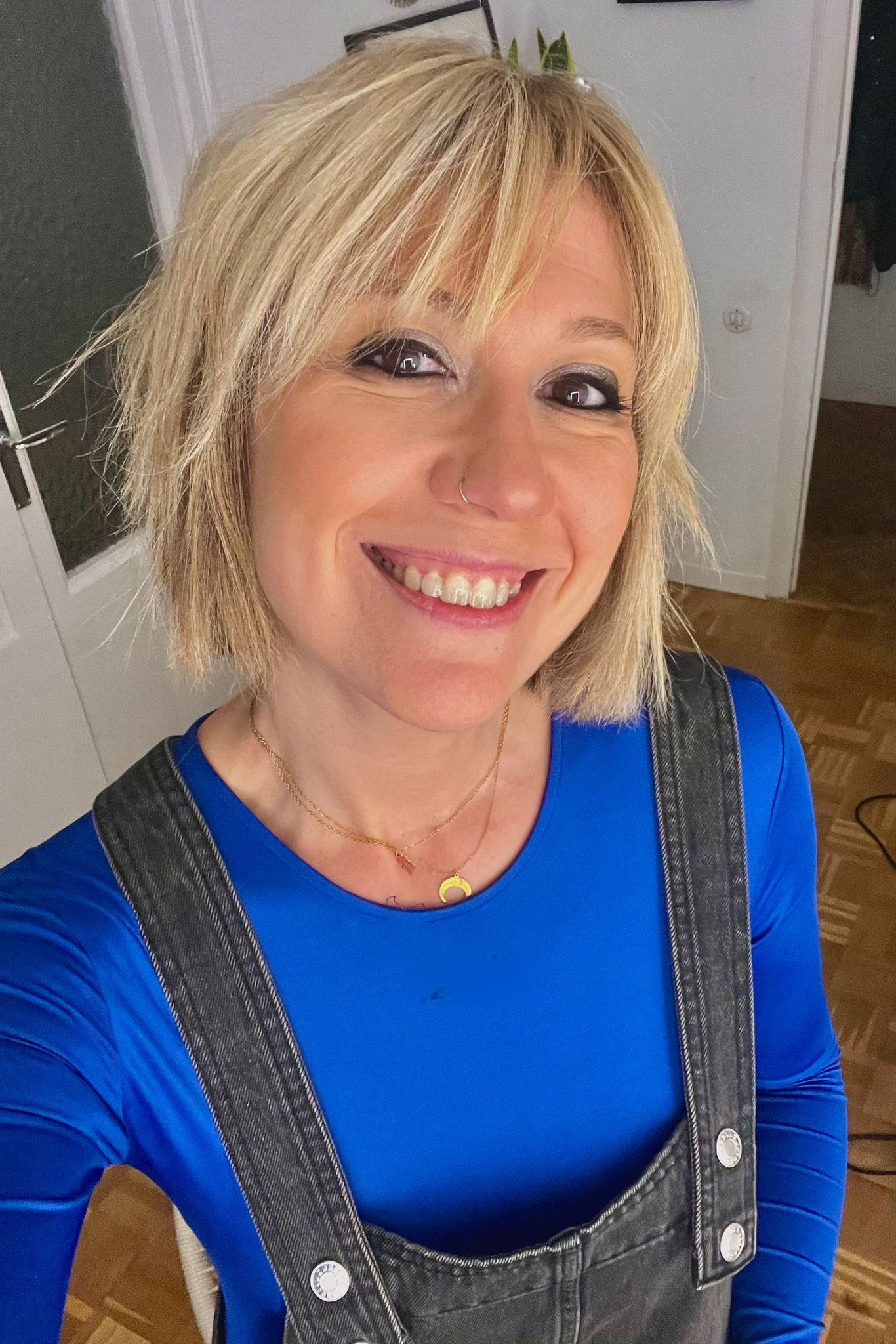 Miriam Rey en un retrato principal